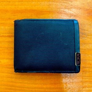 Mens TUMI wallet
